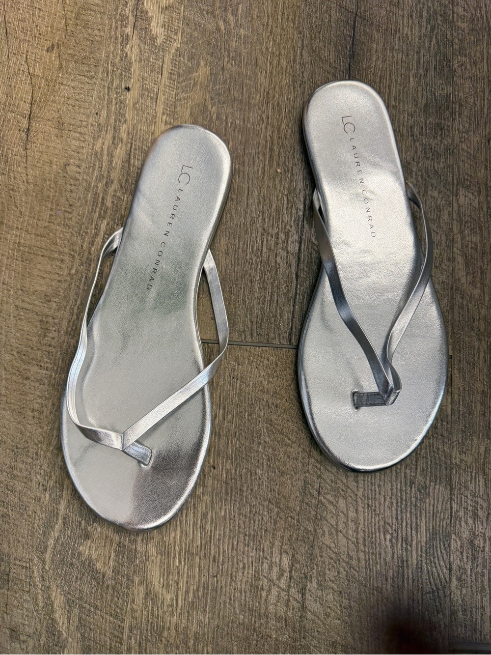 LC Lauren Conrad Metallic Silver Slim-Strap Flip Sandals